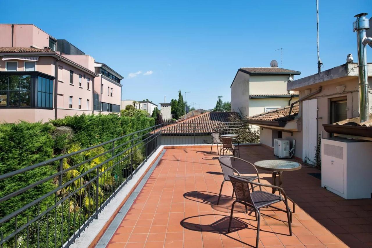 Appartement Civico 22 à Peschiera del Garda Extérieur photo